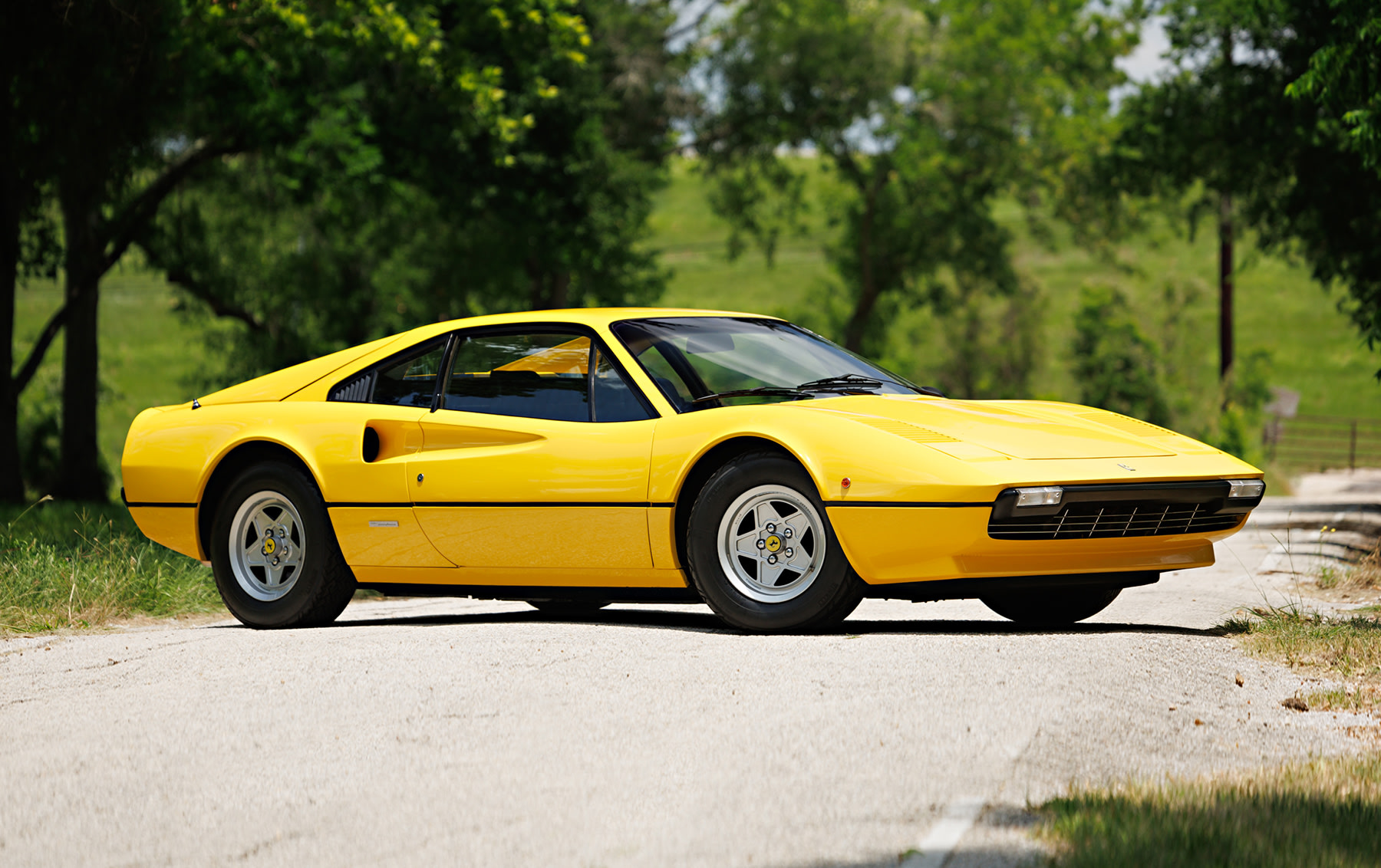 ファービー 1976 Ferrari 308 GTB Vetroresina | Gooding Christie's